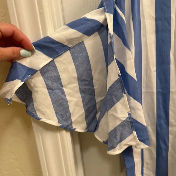 Blue striped top - Picture 4 of 6